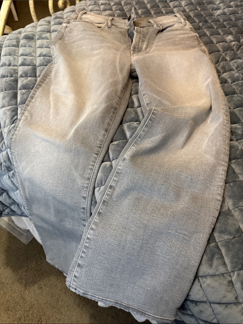 MOTHER Wide-Leg Jeans in Light Gray